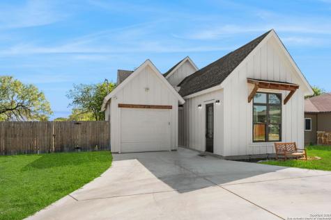 926 Joyce Marlene Drive Poteet TX 78065