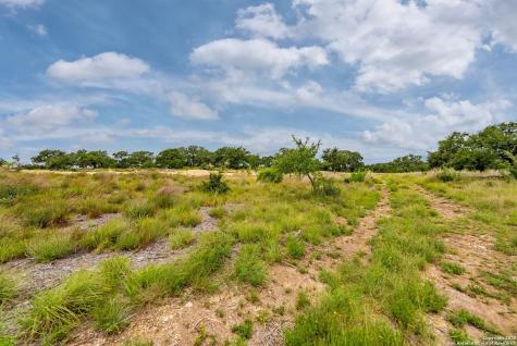 24339 Tres Arroyos San Antonio TX 78006
