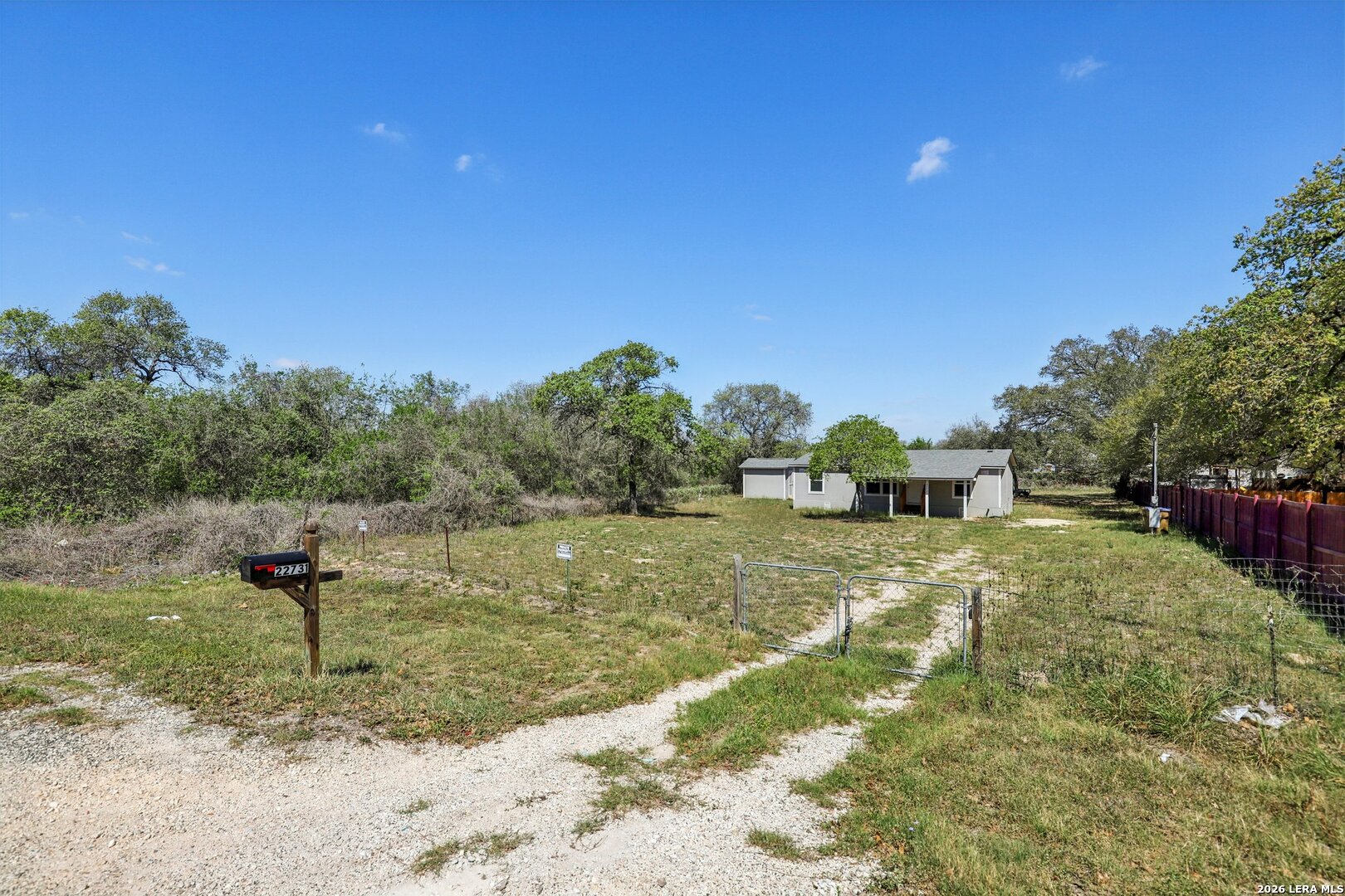 22731 Hickory Shadow Elmendorf TX 78112