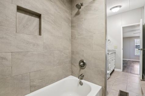 22731 Hickory Shadow Elmendorf TX 78112