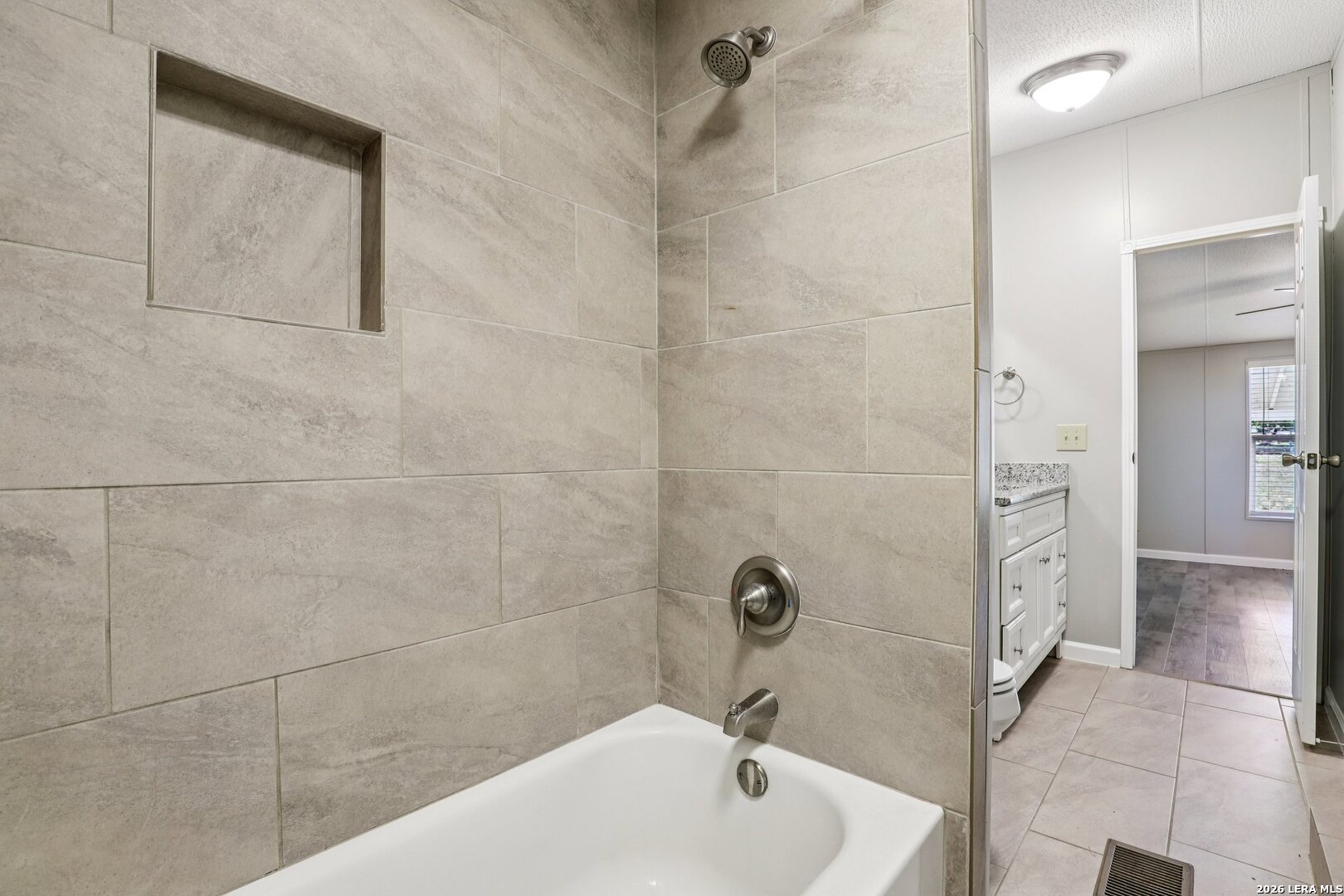 22731 Hickory Shadow Elmendorf TX 78112