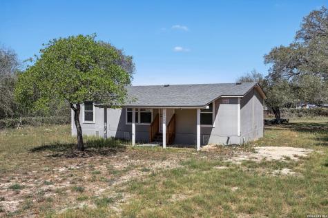 22731 Hickory Shadow Elmendorf TX 78112