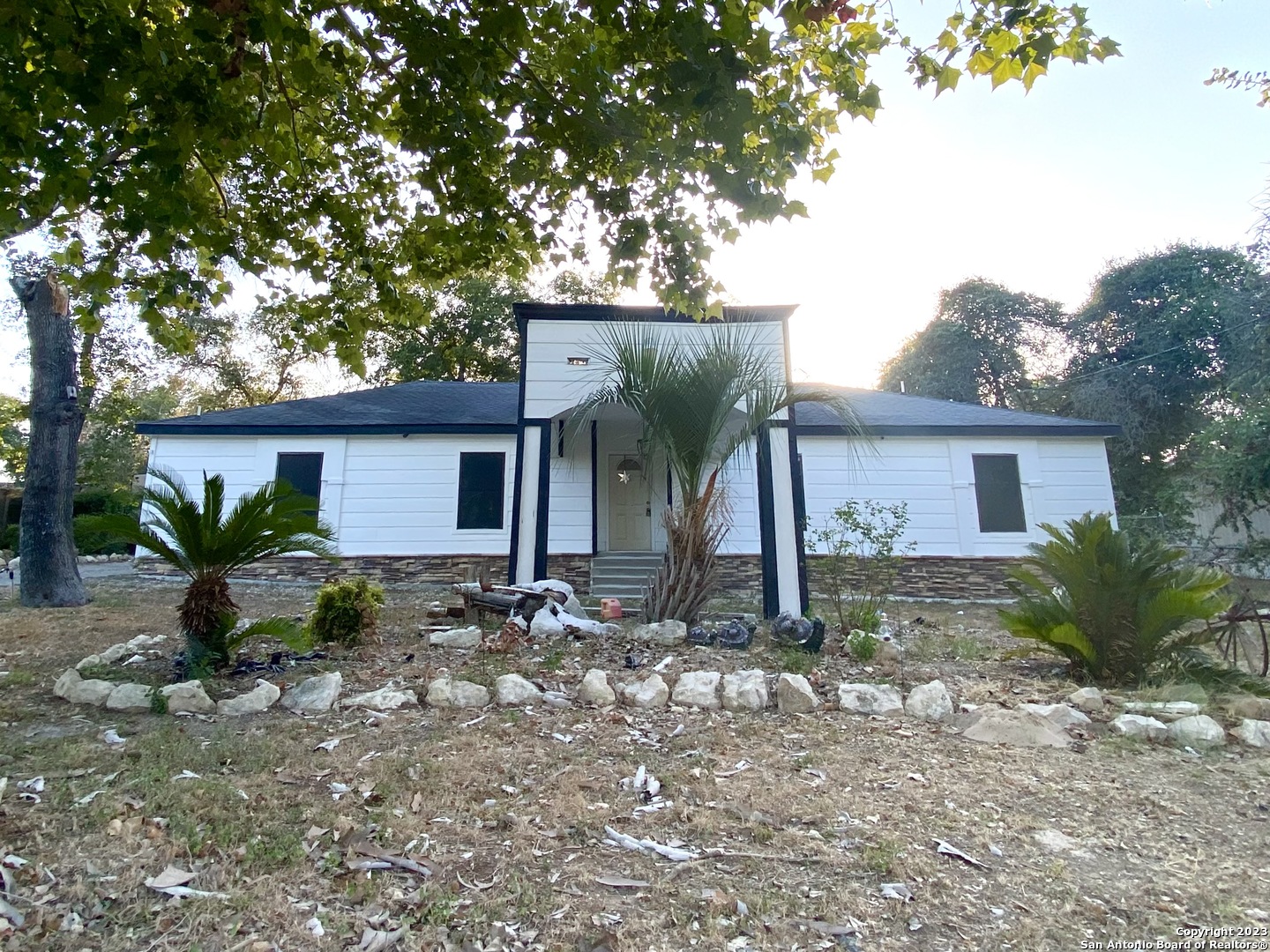22823 Skila Drive Elmendorf TX 78112