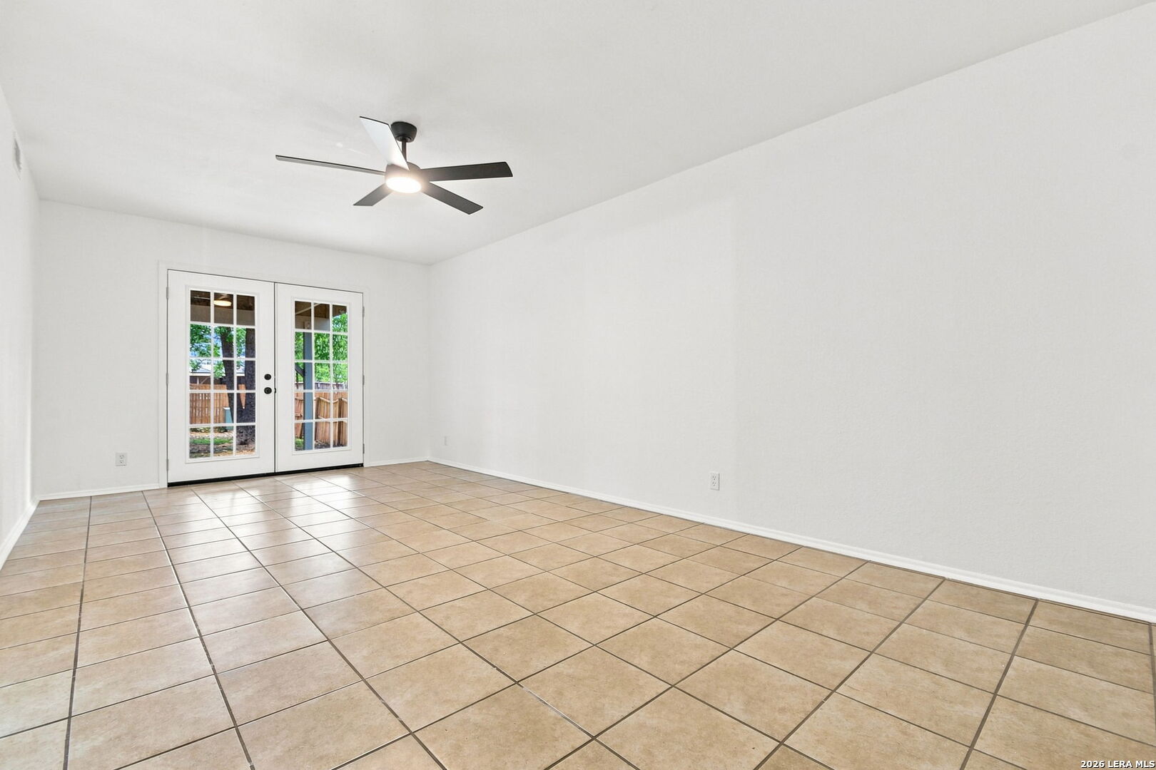 9827 Heritage Farm San Antonio TX 78245