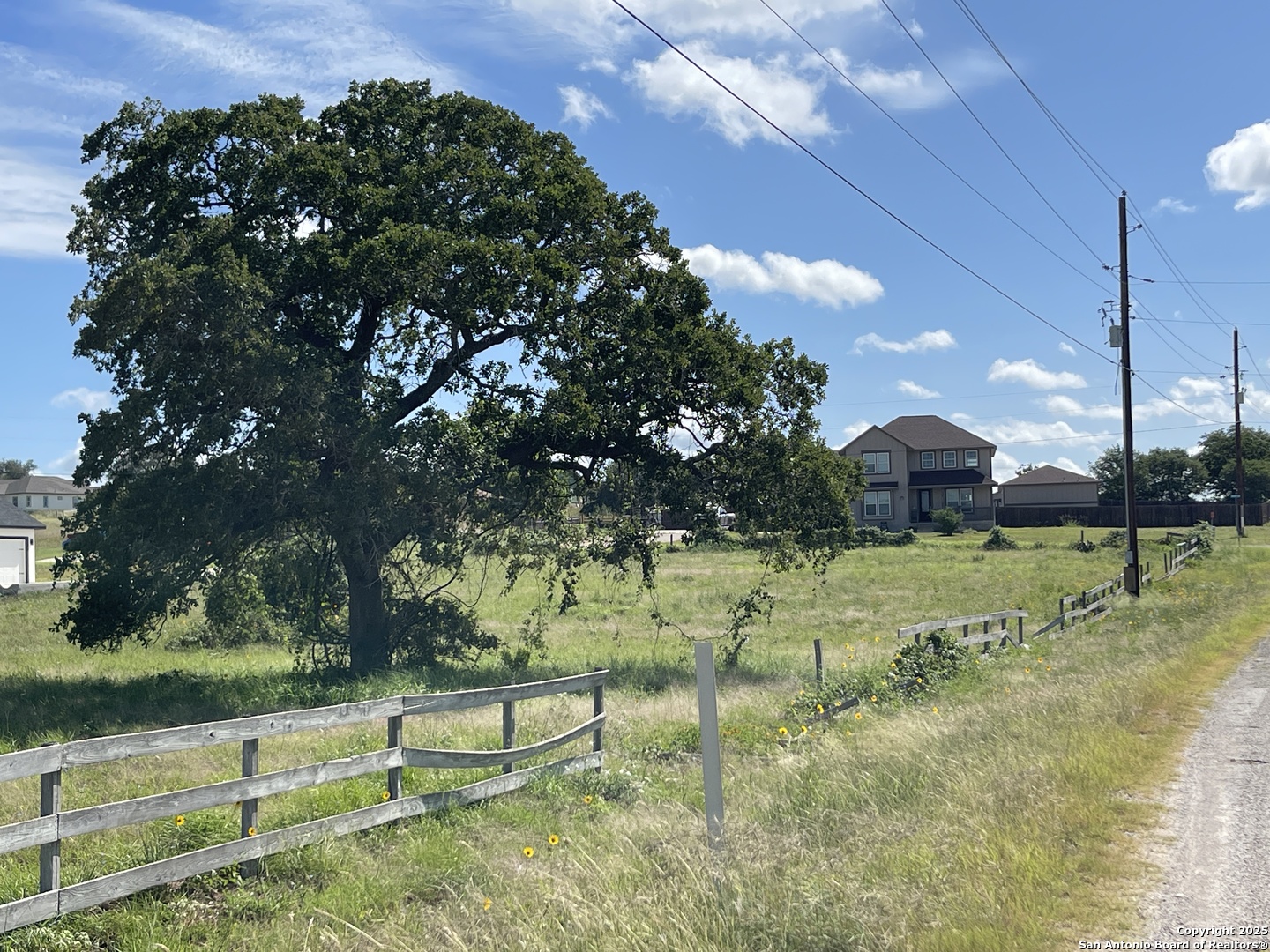 401 Shady Lane La Vernia TX 78121