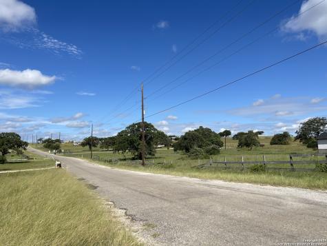 401 Shady Lane La Vernia TX 78121