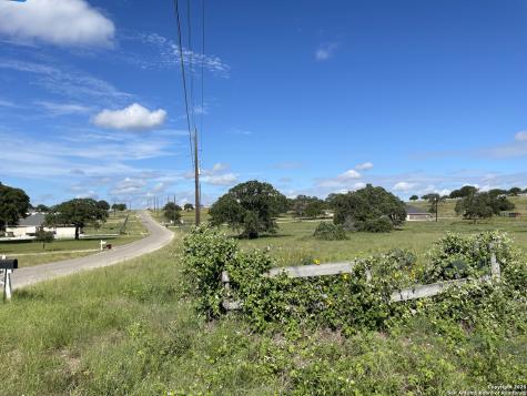 401 Shady Lane La Vernia TX 78121
