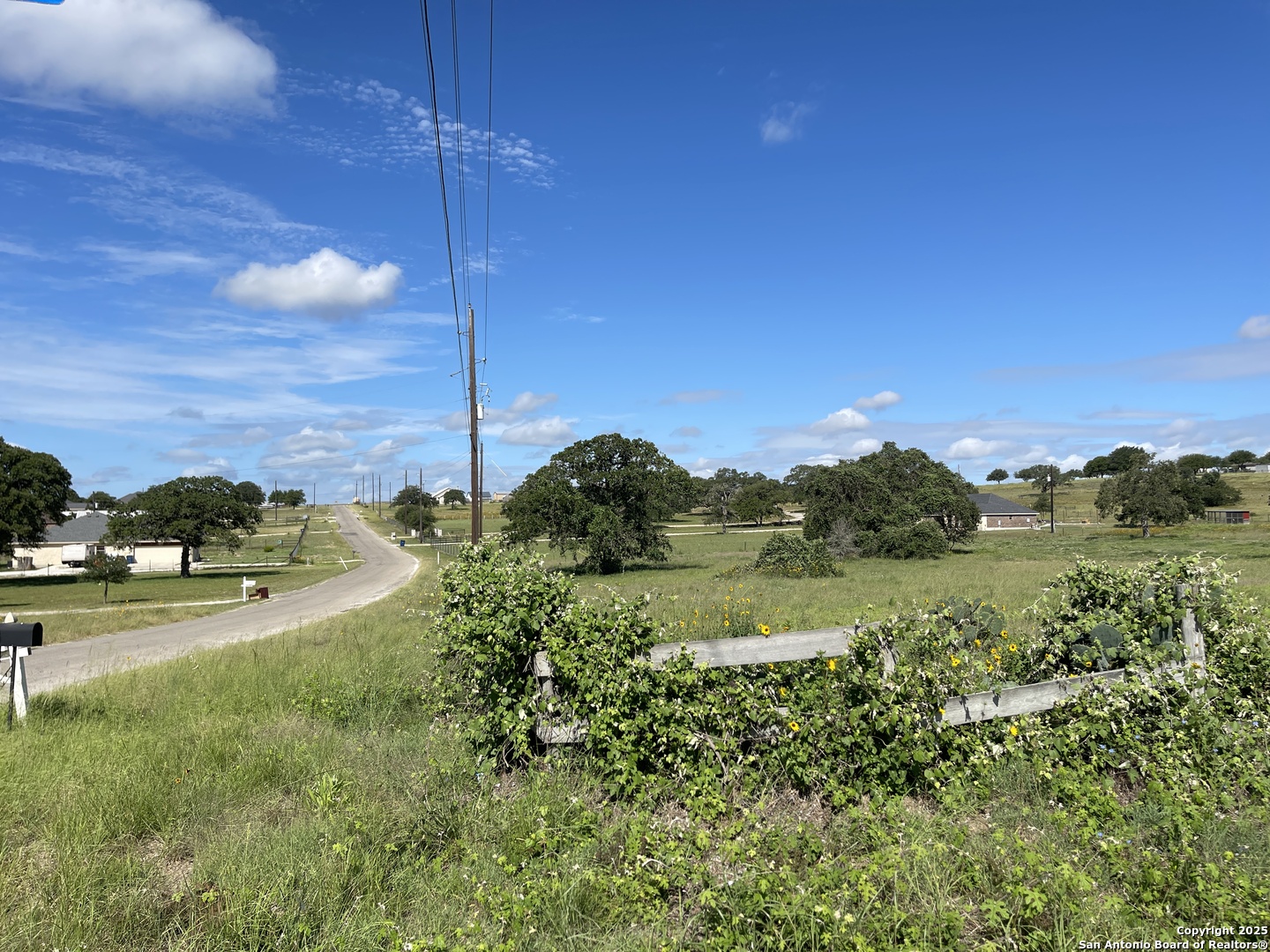 401 Shady Lane La Vernia TX 78121