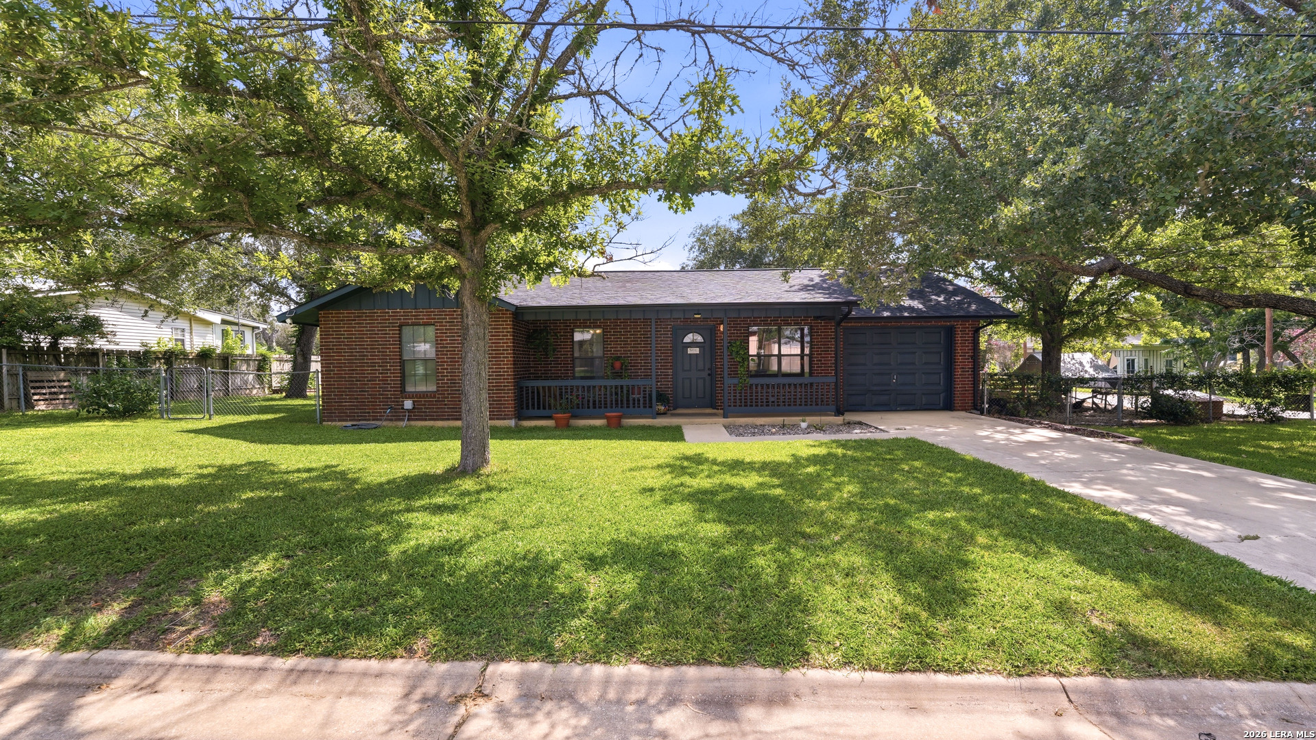 208 E Mayer Street Stockdale TX 78160