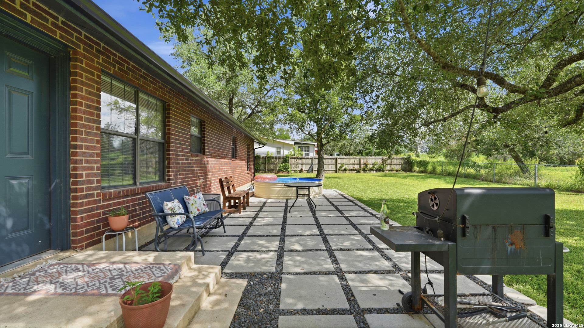 208 E Mayer Street Stockdale TX 78160