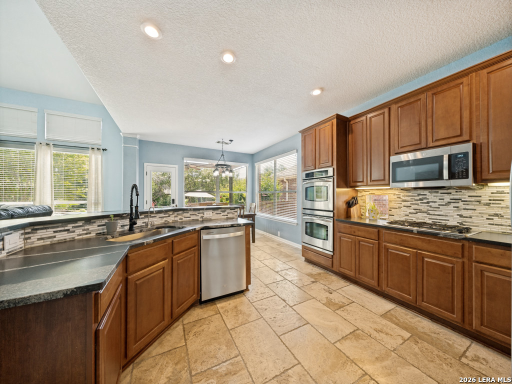 1836 Lookout Forest San Antonio TX 78260