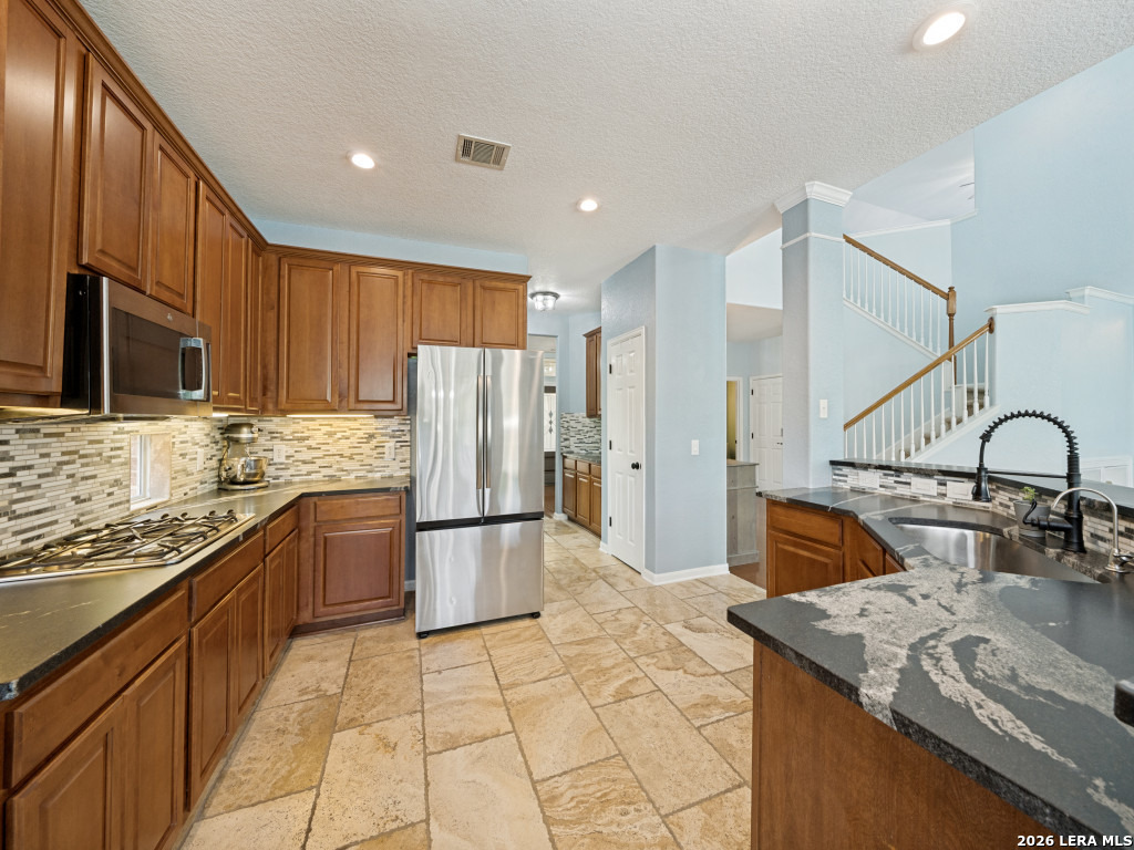 1836 Lookout Forest San Antonio TX 78260