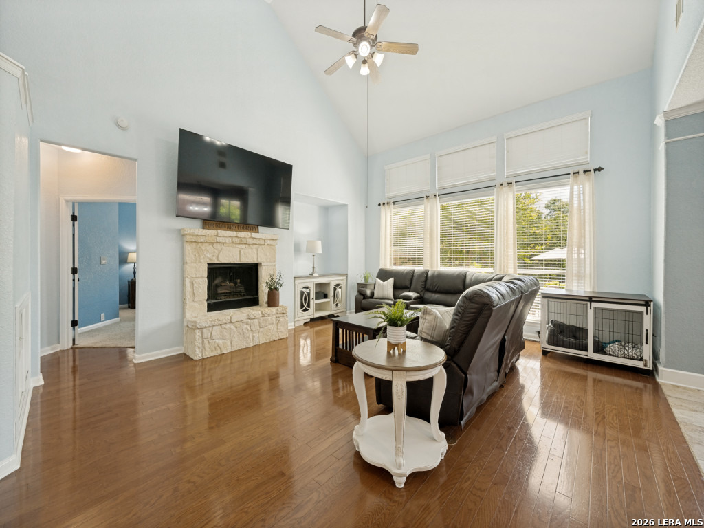 1836 Lookout Forest San Antonio TX 78260