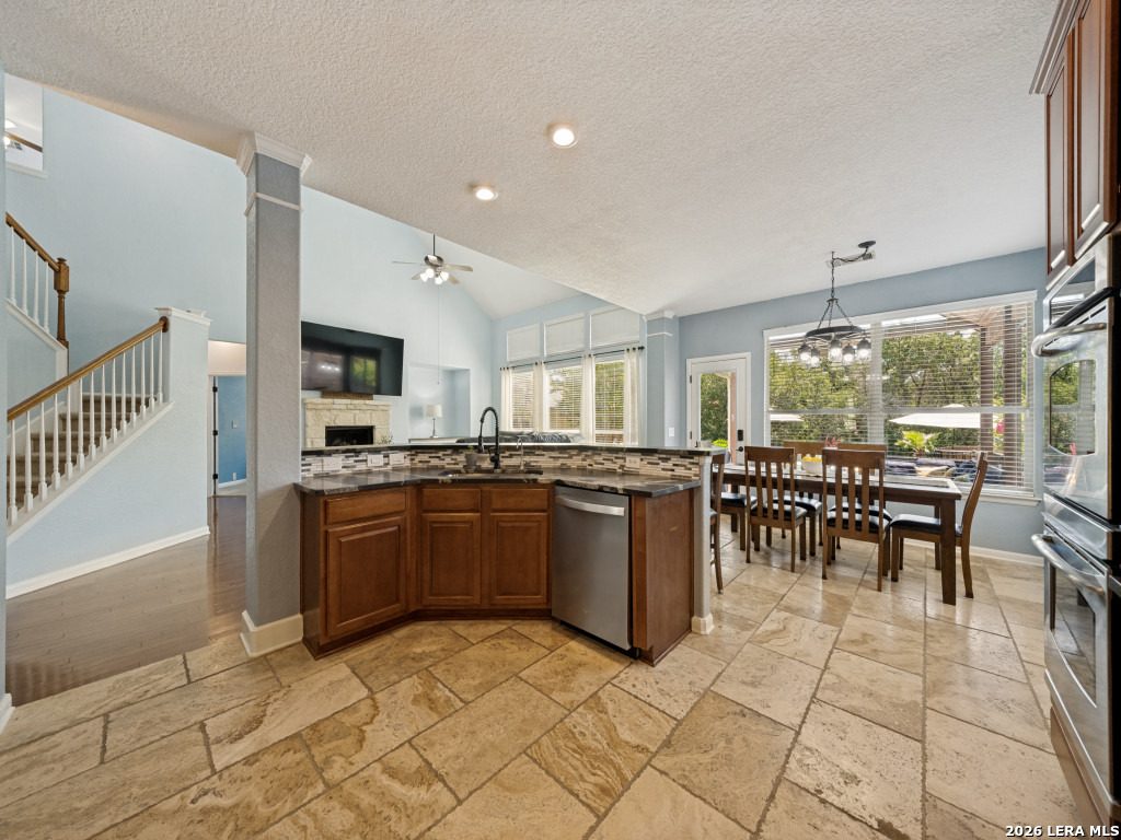 1836 Lookout Forest San Antonio TX 78260