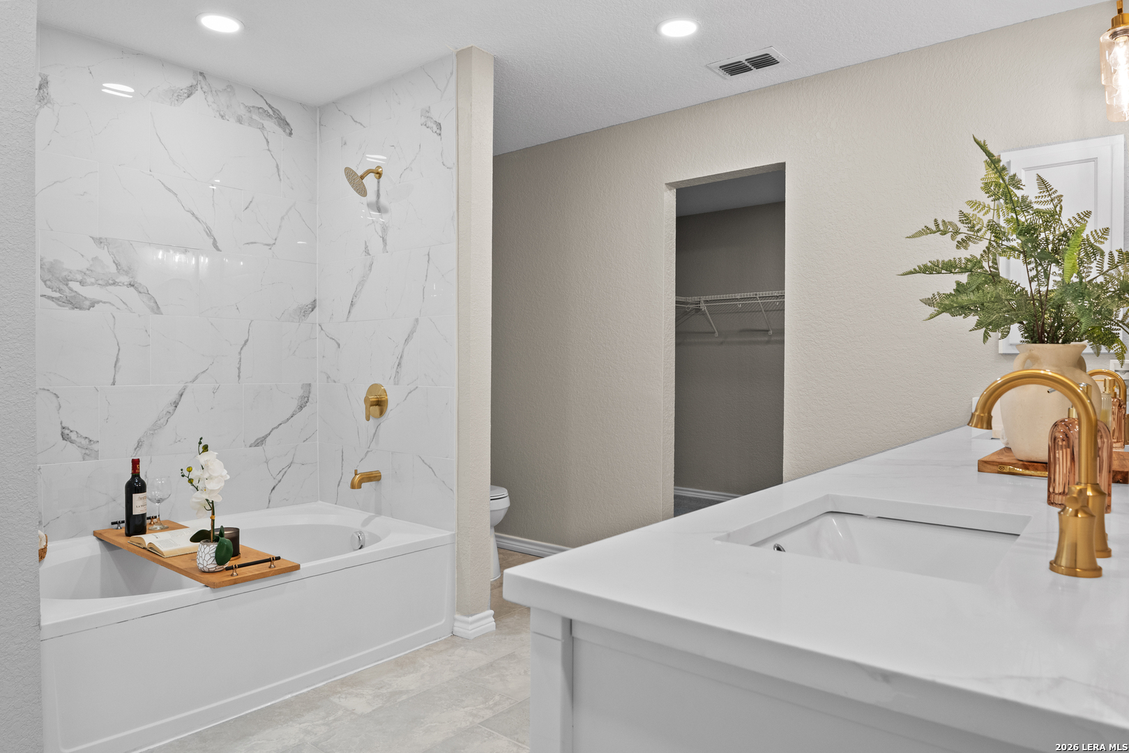 4743 Quiet Stream San Antonio TX 78222