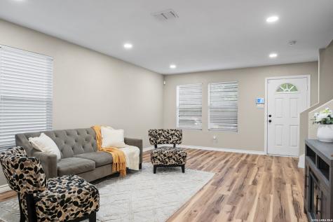 4743 Quiet Stream San Antonio TX 78222