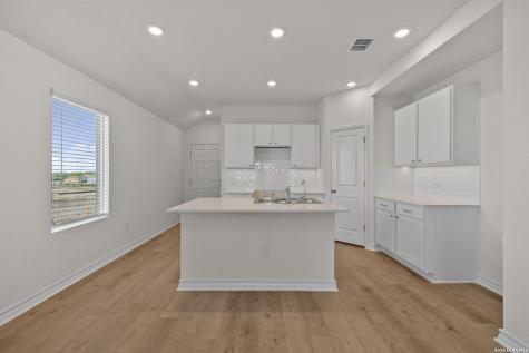 4958 Don Julio San Antonio TX 78222