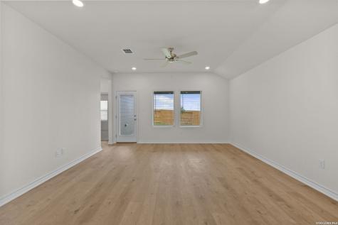 4958 Don Julio San Antonio TX 78222
