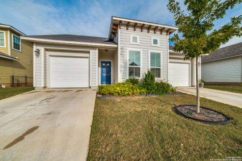 140 Lark Hill Road Floresville TX 78114
