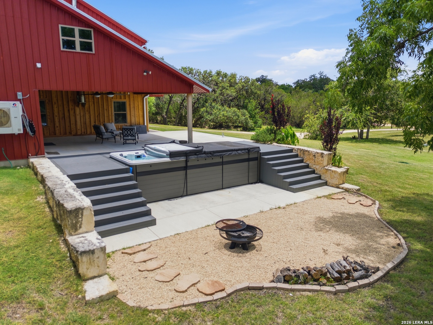 197 Two Sisters Road Medina TX 78055