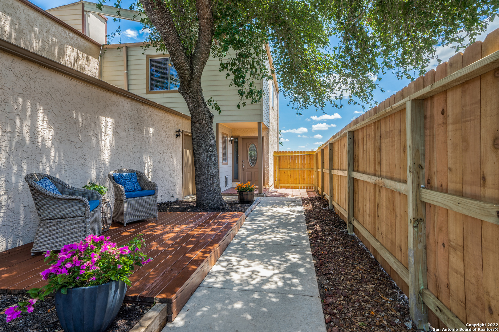 1924 Broken Oak Street San Antonio TX 78232