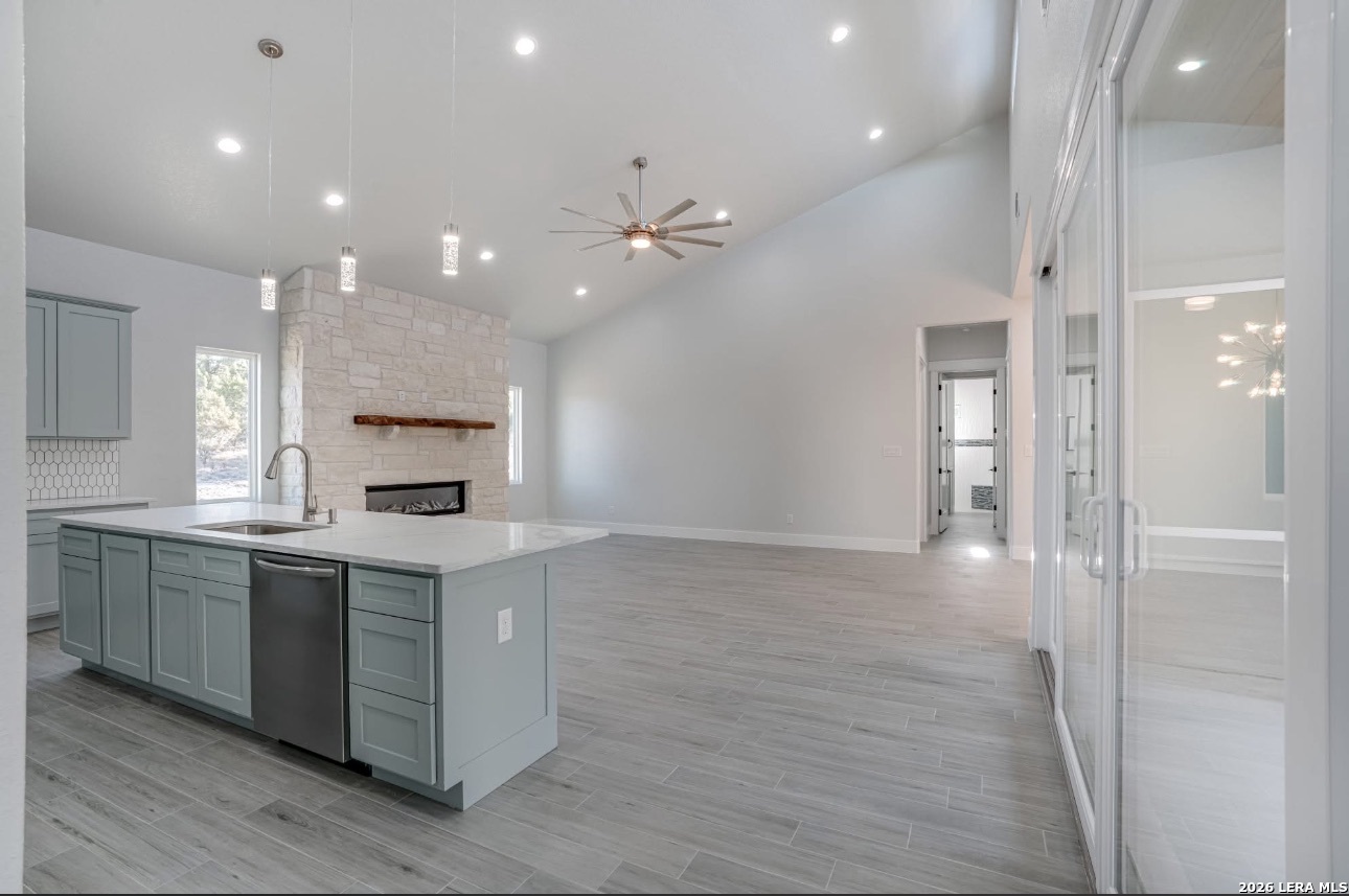 7809 Ventura Selma TX 78154