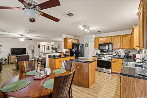543 Rattler San Antonio TX 78251