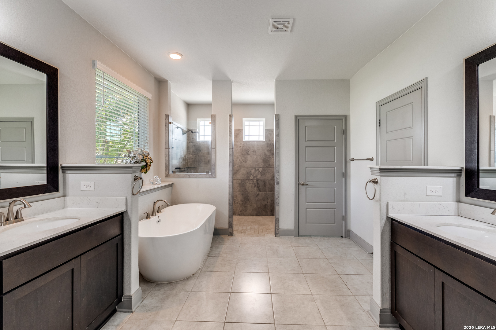 8207 Garden Arbor San Antonio TX 78266