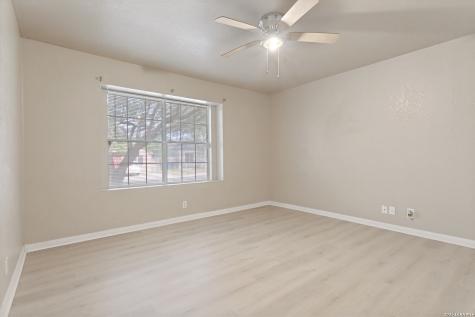 4719 Gavlick Farm San Antonio TX 78244