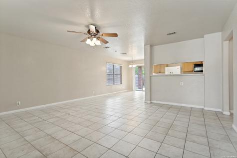 4719 Gavlick Farm San Antonio TX 78244