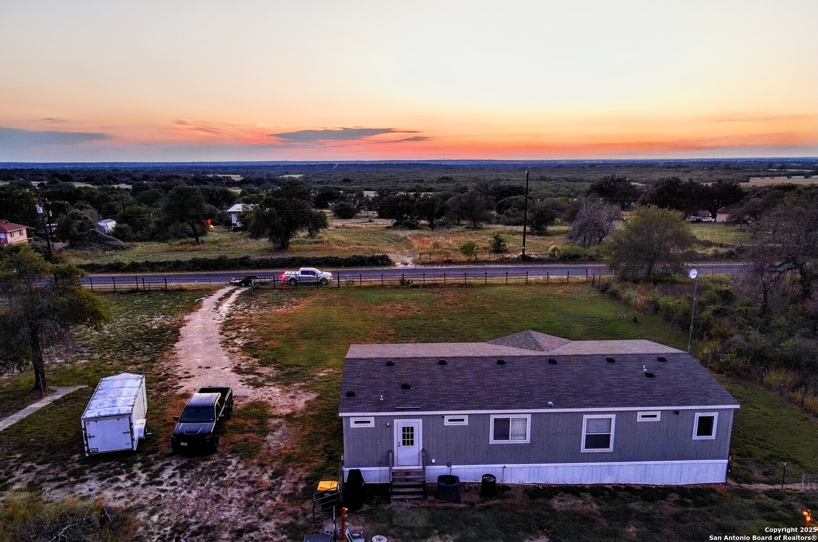 385 Forest Oaks Somerset TX 78069
