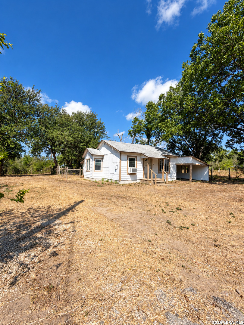 19391 Fm 471 S Natalia TX 78059