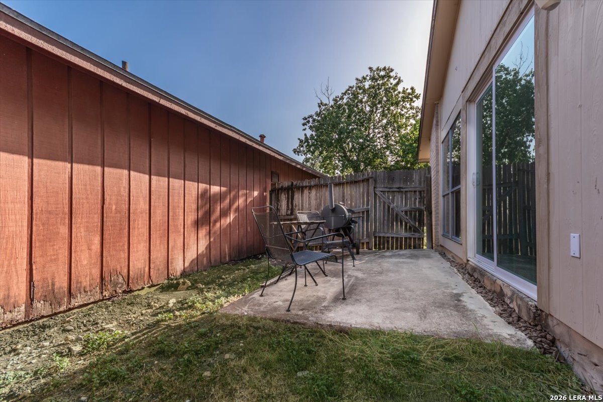9706 Meadow Drive Converse TX 78109