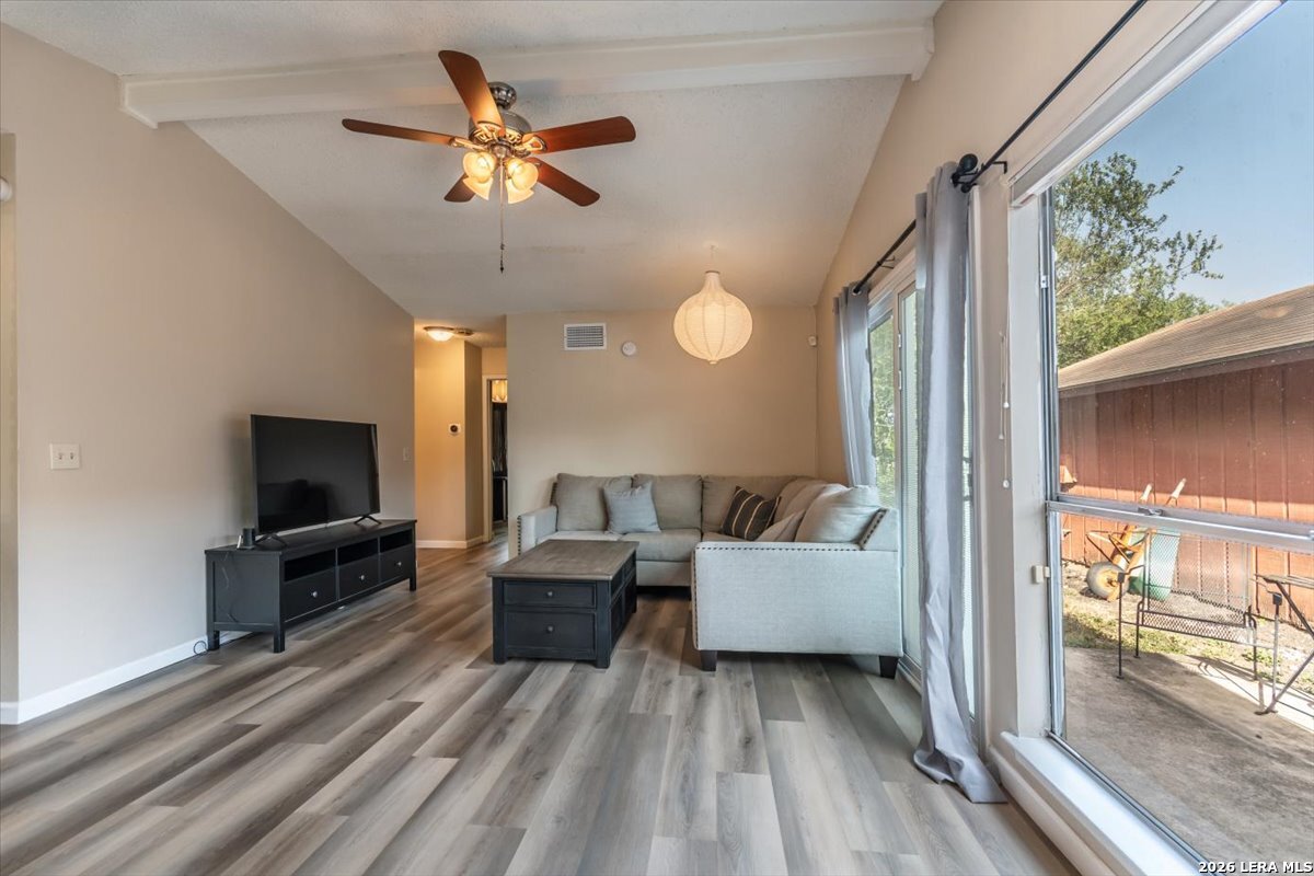 9706 Meadow Drive Converse TX 78109