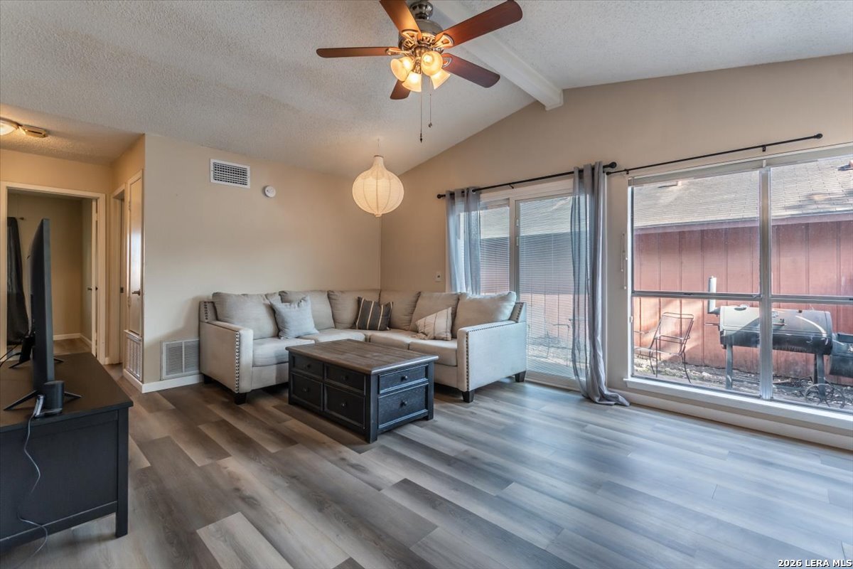 9706 Meadow Drive Converse TX 78109