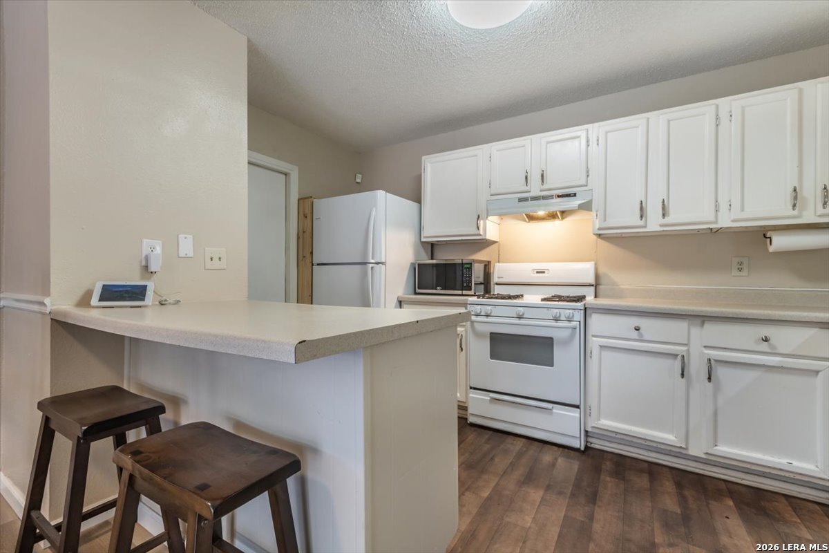 9706 Meadow Drive Converse TX 78109