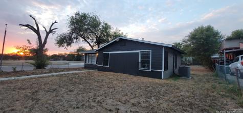 359 Revlon Drive San Antonio TX 78227