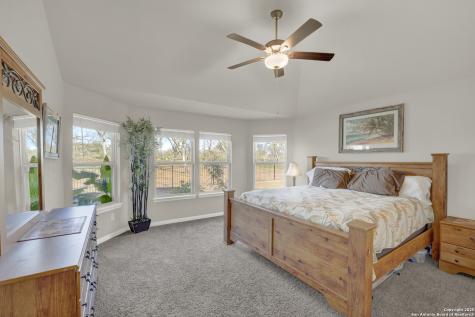 121 Cheyenne Drive Floresville TX 78114