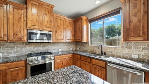 1642 Mikula New Braunfels TX 78130