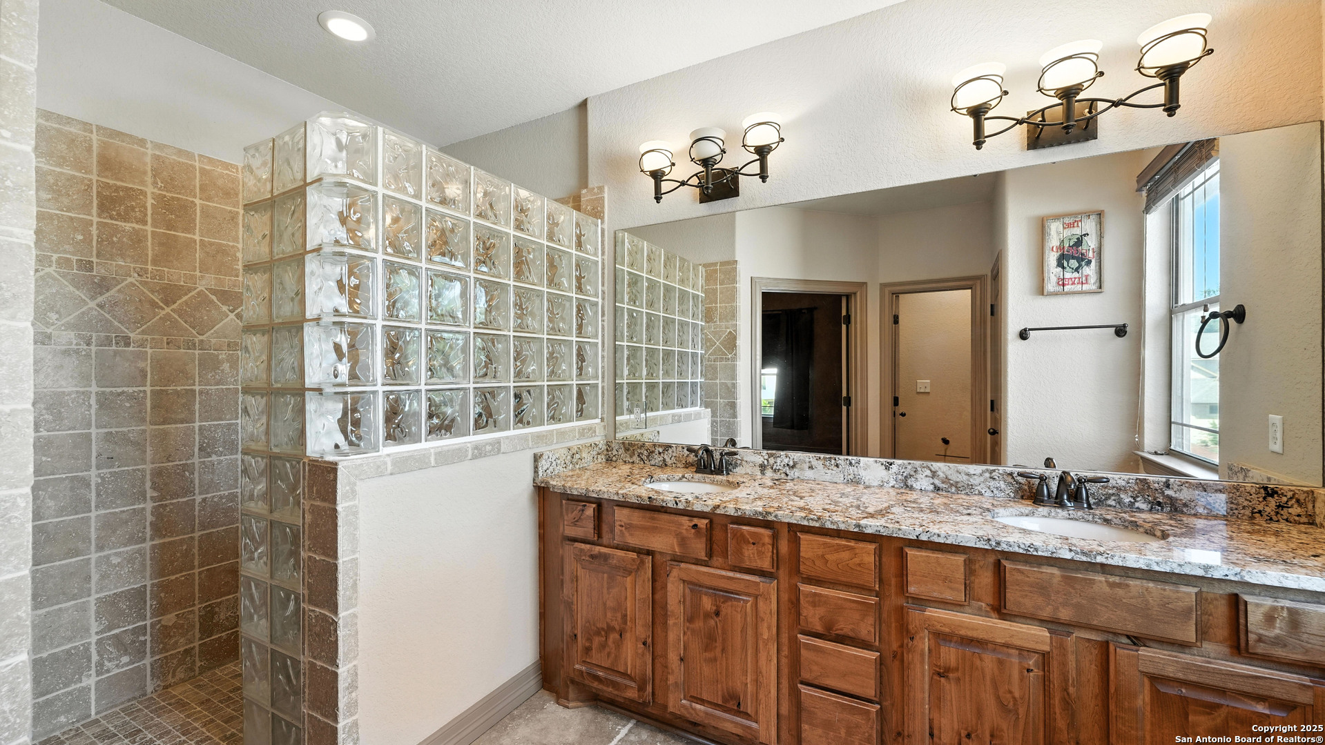 1642 Mikula New Braunfels TX 78130