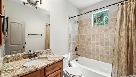 1642 Mikula New Braunfels TX 78130