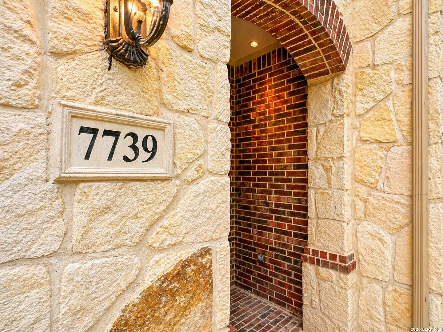 7739 Winecup Hill San Antonio TX 78256