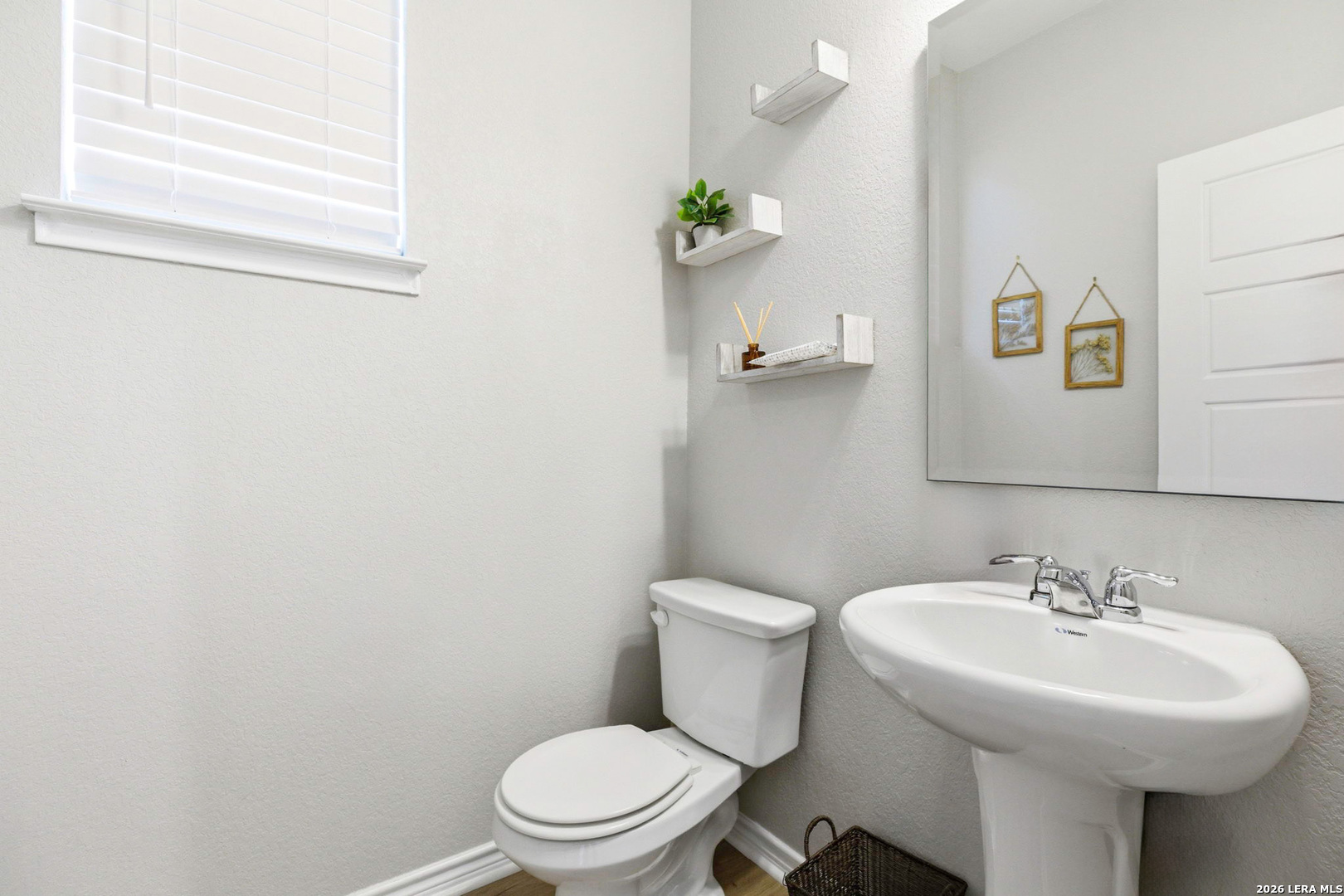 1303 Swan Court San Antonio TX 78245