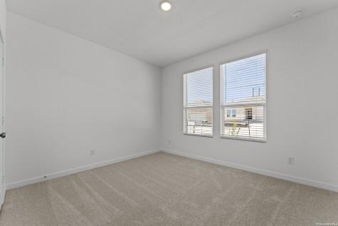 1935 Longspur Cove New Braunfels TX 78130