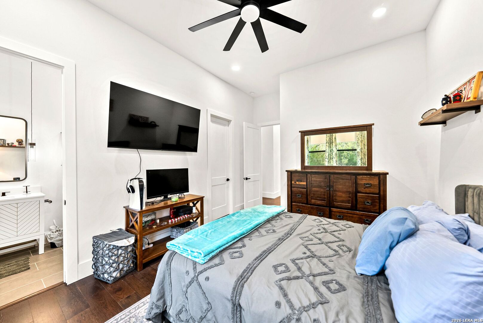 721 Timber Bluff San Antonio TX 78253