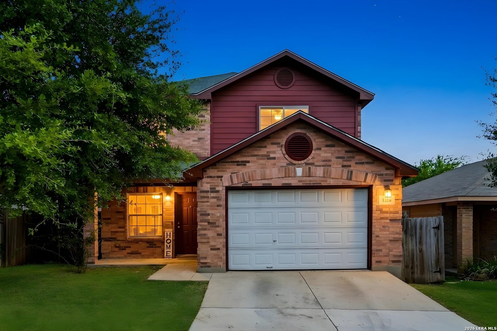 8235 Heights Valley Converse TX 78109
