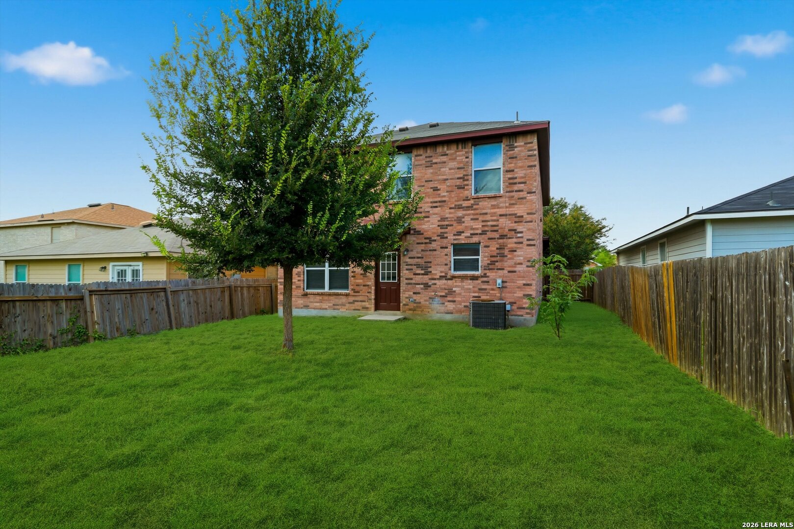 8235 Heights Valley Converse TX 78109
