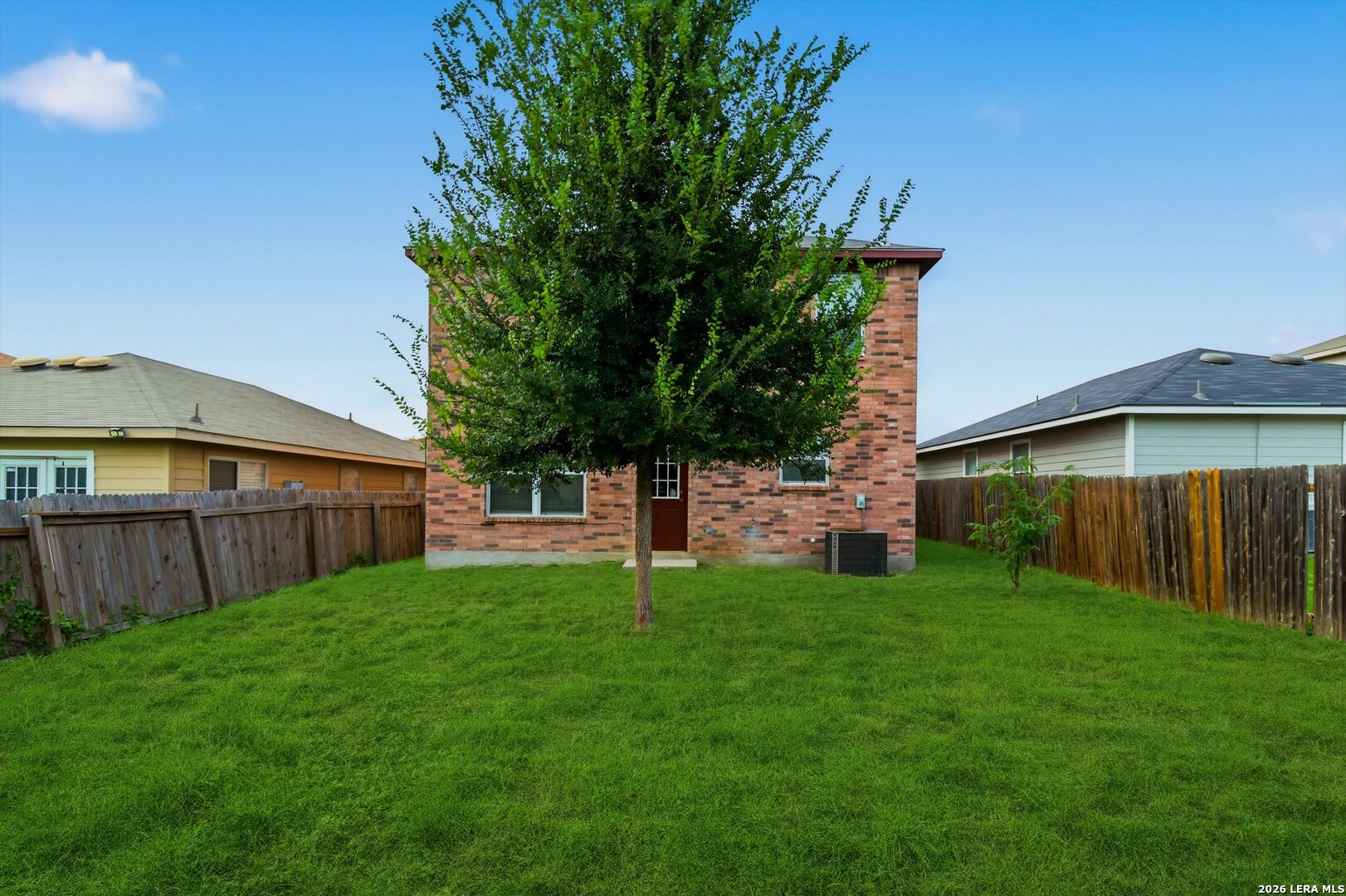 8235 Heights Valley Converse TX 78109