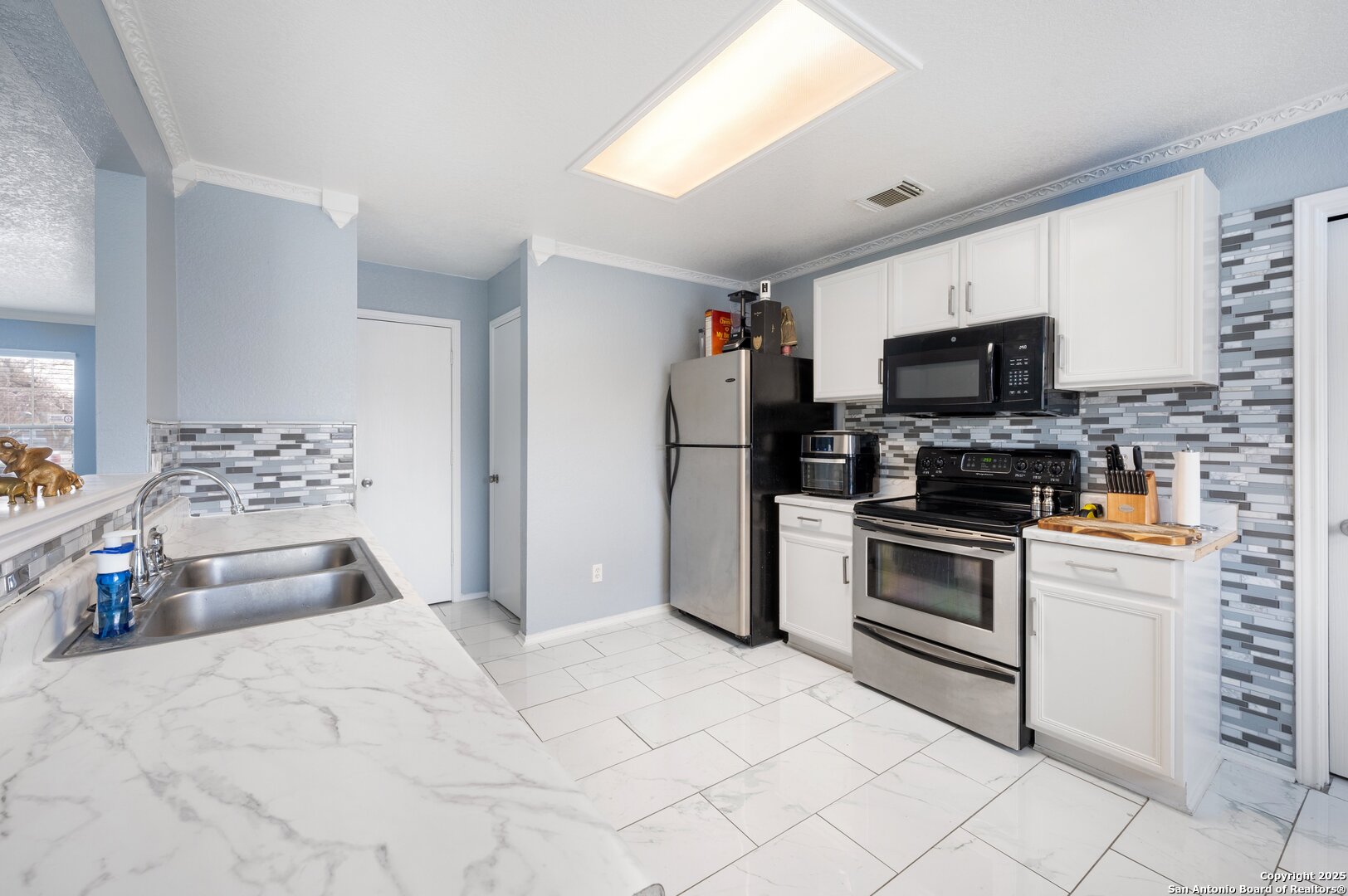 314 Tres Caminos San Antonio TX 78245