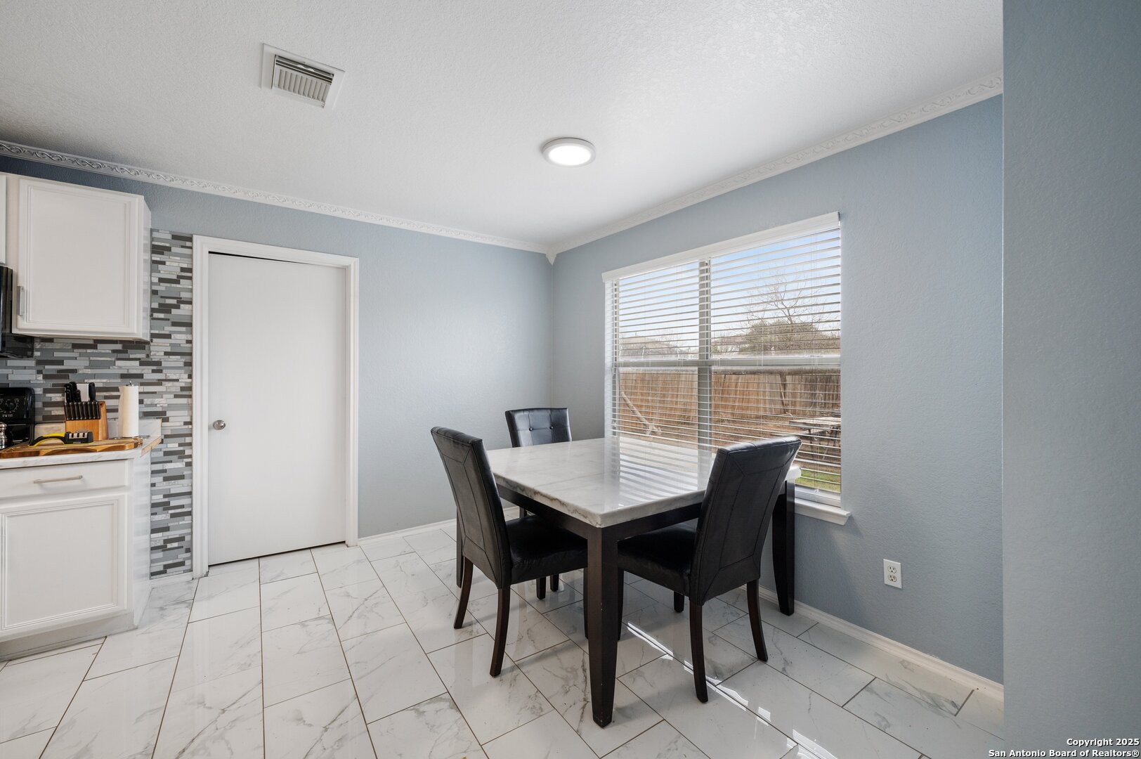 314 Tres Caminos San Antonio TX 78245